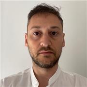 Sono un insegnante di Informatica (classe di concorso A041) con esperienza nella didattica per studenti delle scuole secondarie